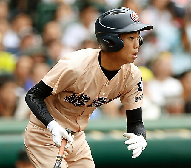 日本学生野球協会の優秀選手に、飯田小次郎選手が選ばれました
